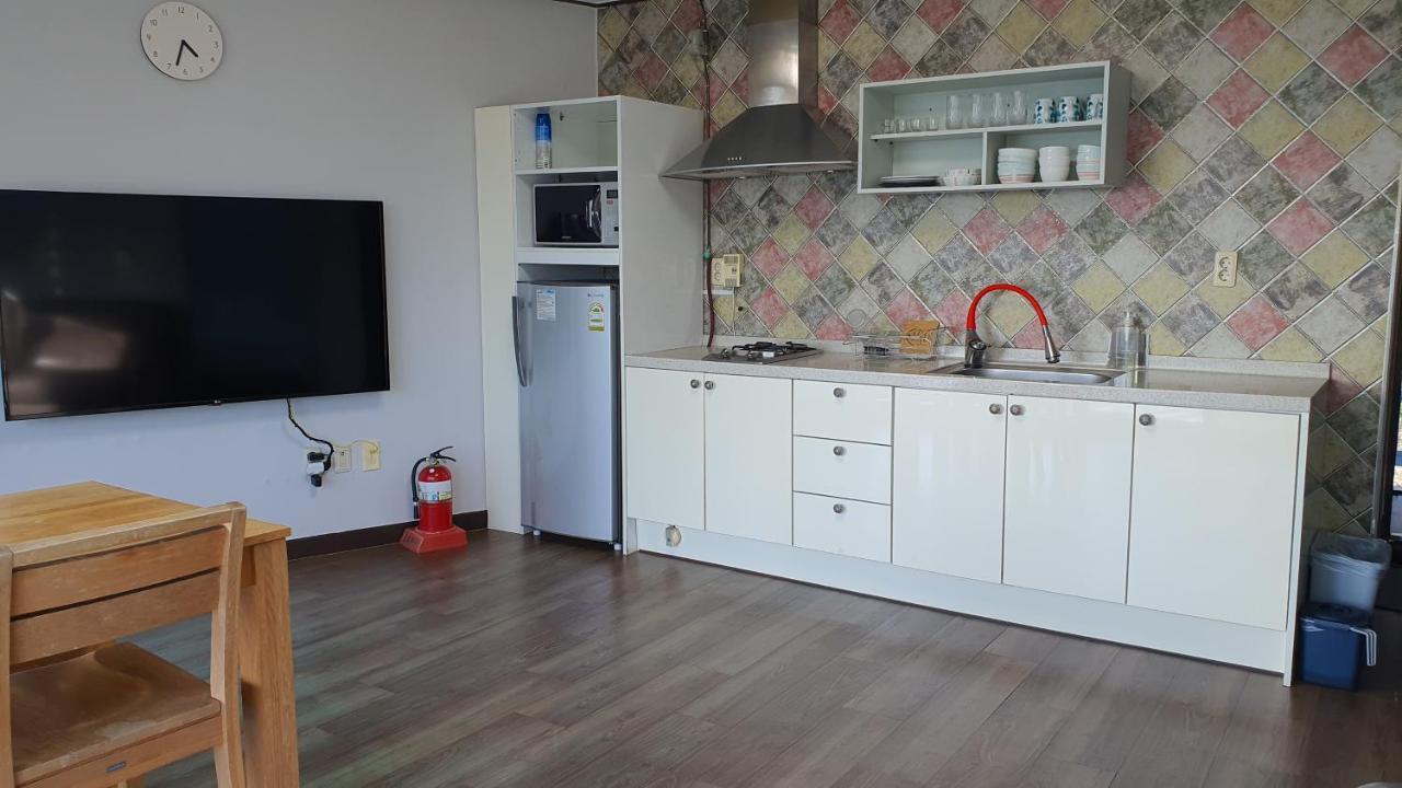 Beewool Chaewool Pension Согвипхо Экстерьер фото